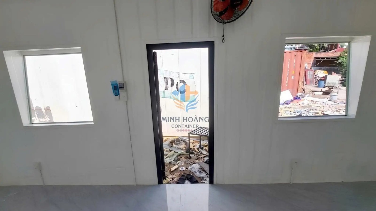 Container Văn Phòng 20 Feet Xanh Lá Hiện Đại